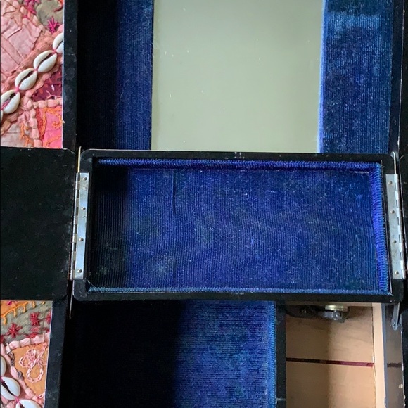 Vintage Musicbox Jewelry Box - Picture 4 of 9